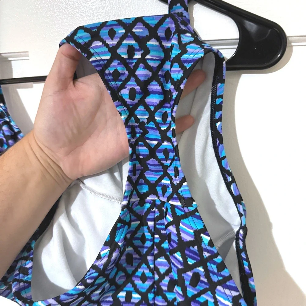 Speedo Womens Geometric Print One Piece Swimsuit Blue Purple V-Neck Size 16